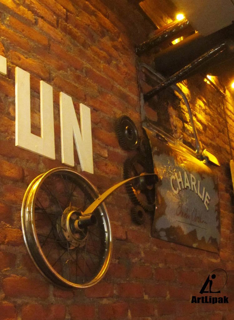 installation, graffiti artist in delhi, graffiti art in delhi, wall painting in delhi, wall art in delhi, wall painting artist in delhi, mural art in delhi, graffitiart